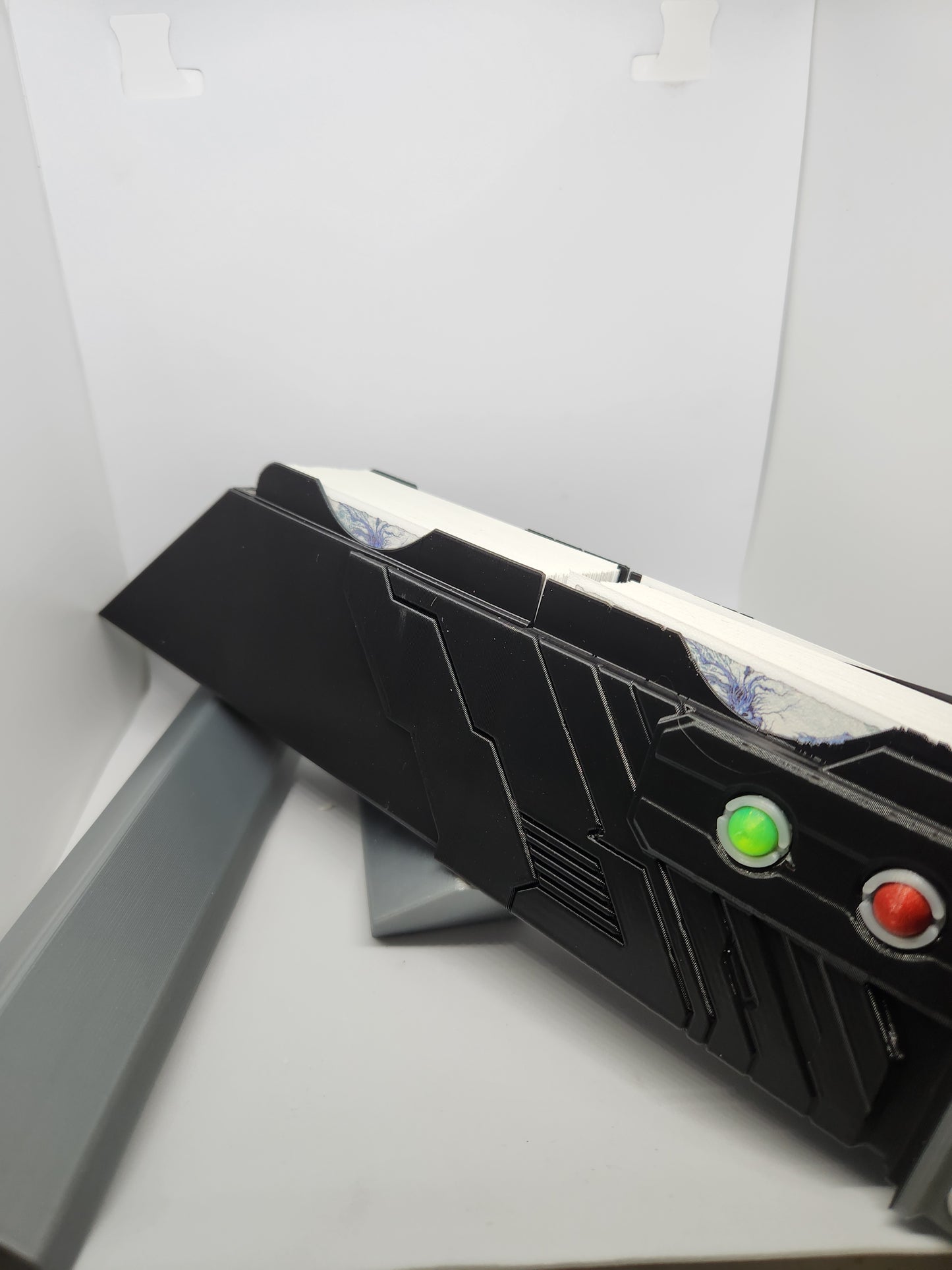 Sword Deckbox